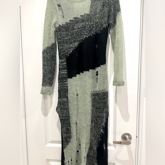 Patchwork Knit Ripped Midi Dress - Picture 6 of 7